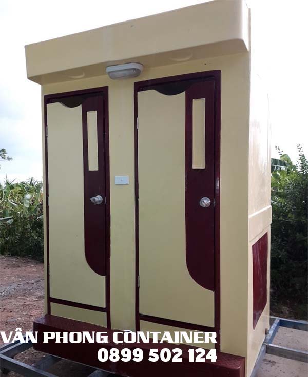 Buồng Vệ Sinh Di Động Composite 2 Ngăn Khép Kín 4 Buồng vệ sinh di động composite 2 ngăn