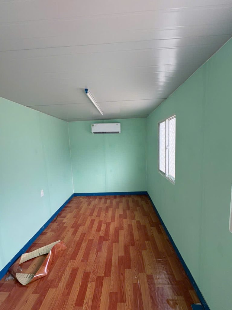 Container văn phòng cho thuê công trình ngắn hạn ở TP Hồ Chí Minh 6 Bên trong container văn phòng
