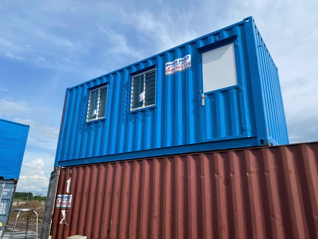 Các dự án bàn giao container văn phòng & kho 36 Văn phòng 20f, kho 40 feet