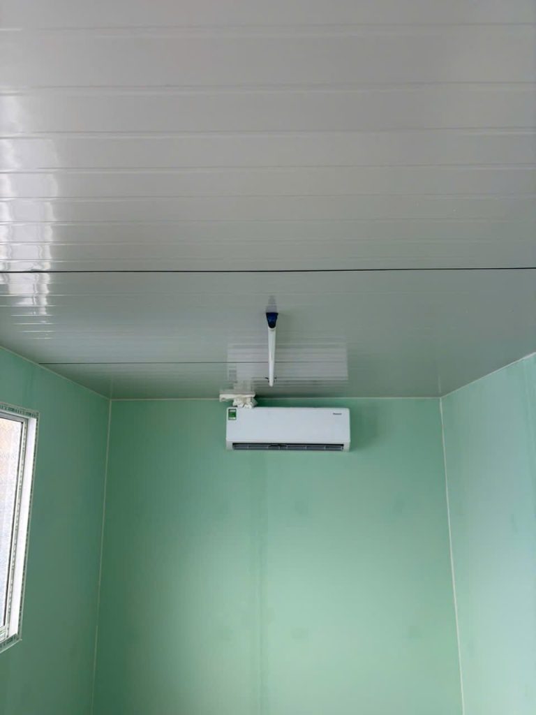 Máy lạnh trong container