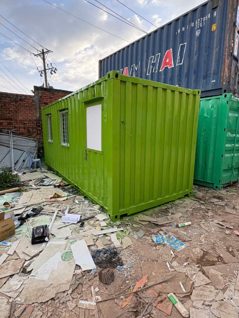 Container được sơn mới