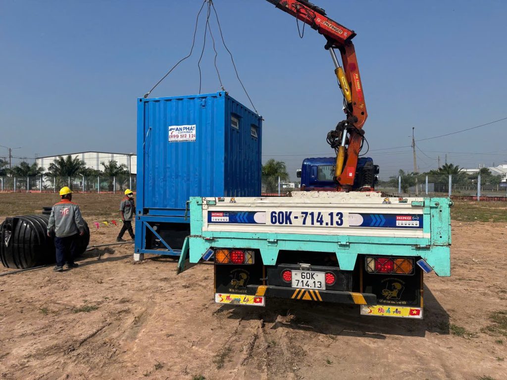 Kiểm tra trước khi nhận container