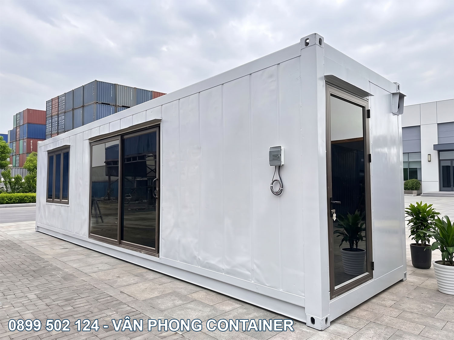 So Sánh Container Văn Phòng Thường và Container Bằng Vỏ Lạnh 8 Container Văn Phòng 40ft Từ Vỏ Container Lạnh